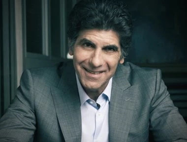 Κάθετος ο Γιάννης Μπέζος: «Δεν με ενδιαφέρει τι προτιμά ο κόσμος, αλλά τι προτιμώ εγώ να κάνω»